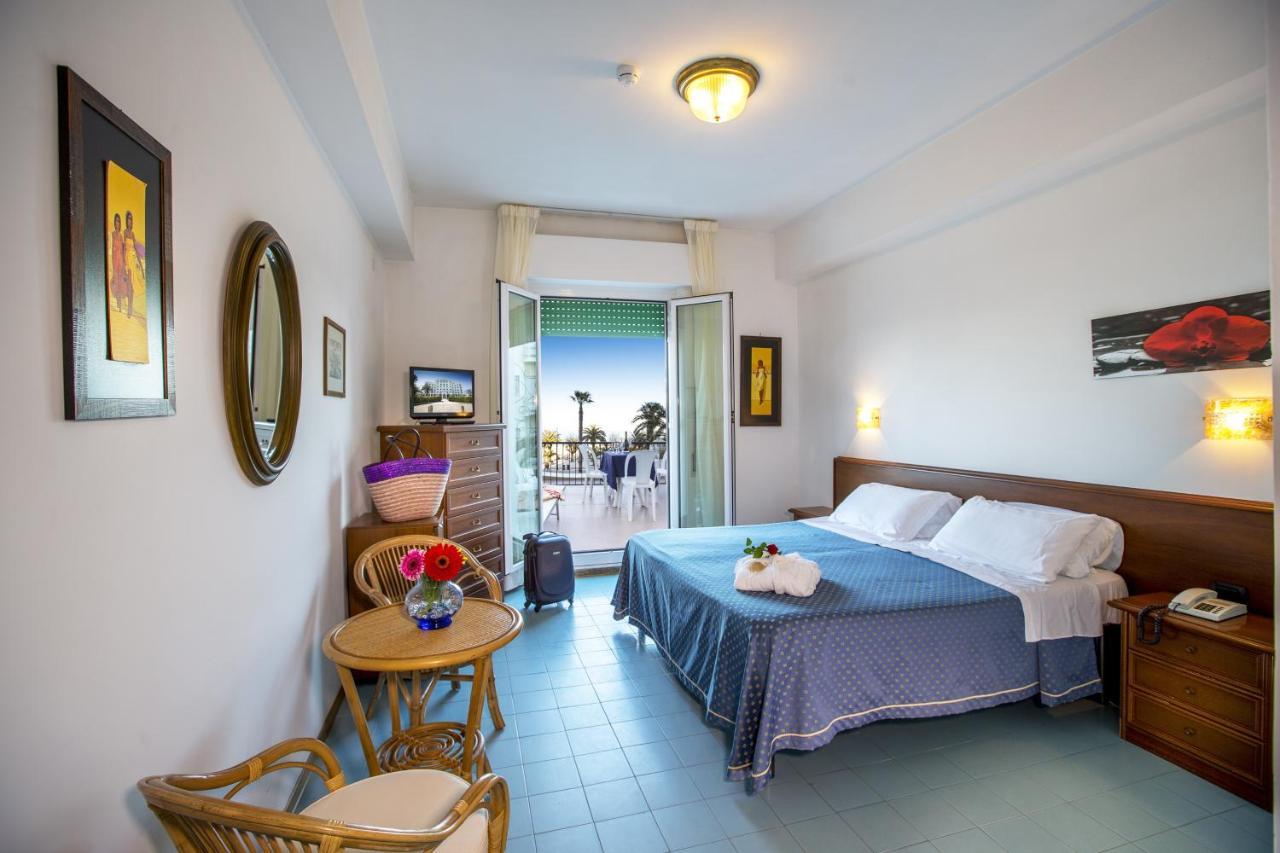 Grand Hotel Excelsior San Benedetto del Tronto Rom bilde